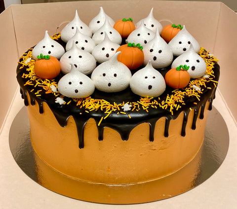 Halloweentårta med oreofyllning